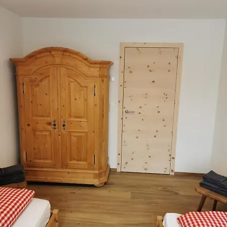 - Chesa Andrea - Gartensitzplatz Apartamento