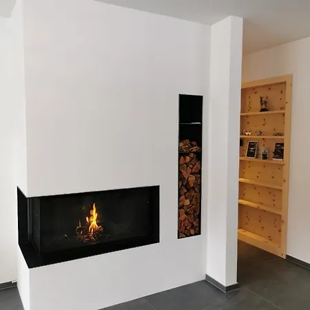 - Chesa Andrea - Gartensitzplatz Apartamento *