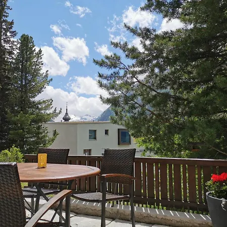 - Chesa Andrea - Gartensitzplatz Apartamento