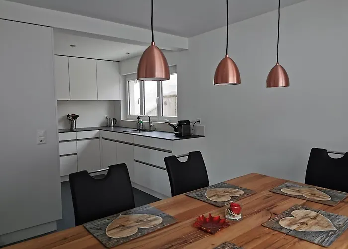 - Chesa Andrea - Gartensitzplatz