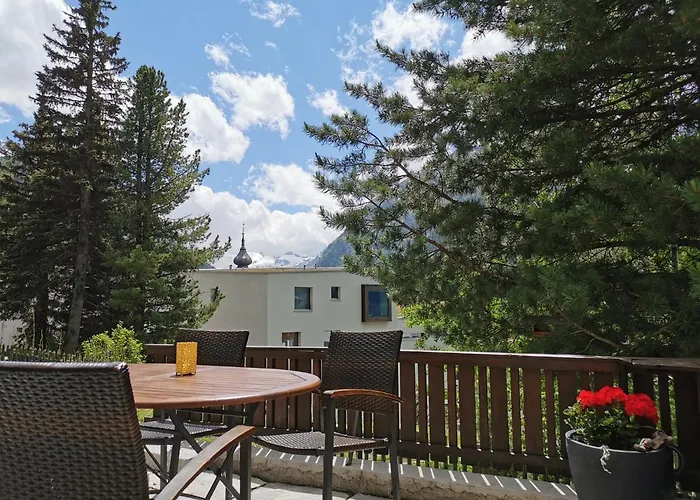 - Chesa Andrea - Gartensitzplatz Appartement