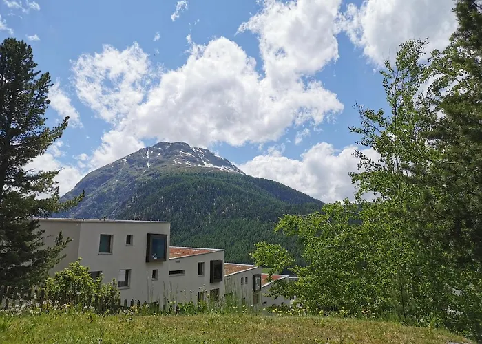 Appartement - Chesa Andrea - Gartensitzplatz