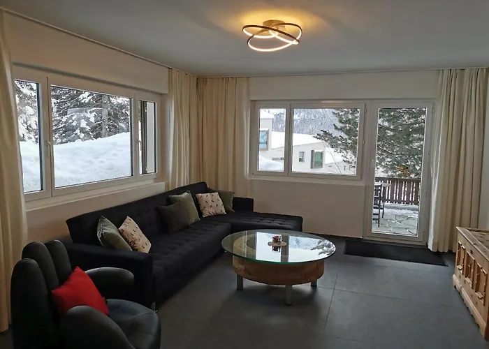 - Chesa Andrea - Gartensitzplatz